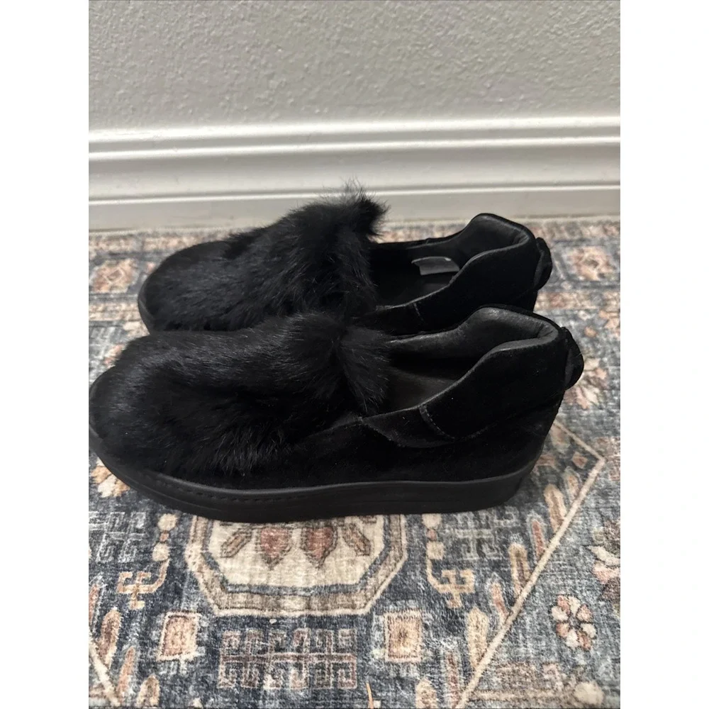 Womens 6 36 Gabriella Michel Black Velvet Rabbit Fur Platform‎ Slip On Sneaker